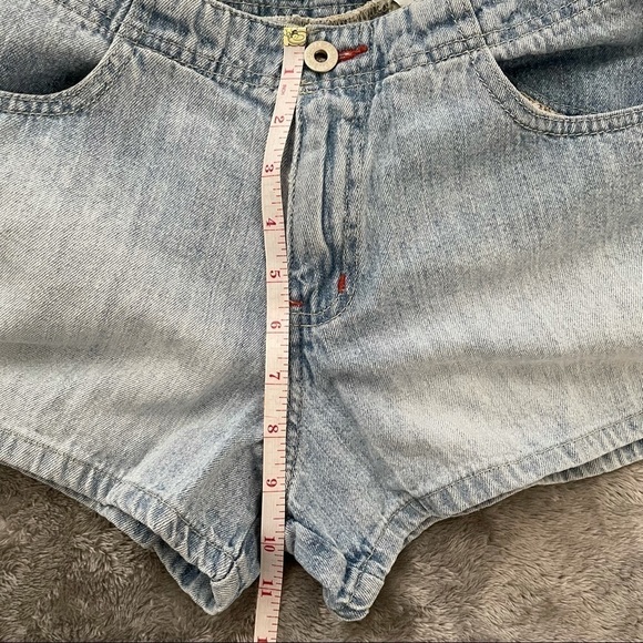 Vintage 90's Blue Asphalt Light Wash Mom Shorts 5 - Picture 4 of 5